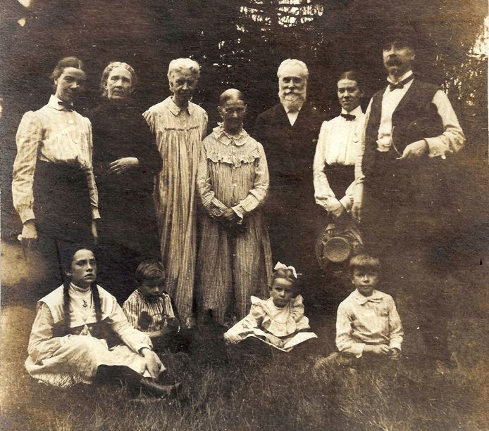 Susanna Way Dodds, and in-law Dodds, and her companion Mary Elizabeth Pinckard. Yellow Springs, Ohio, about 1900. Susanna and Mary are in their nighties. Mary is the petite one.