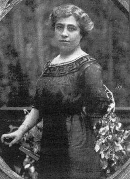 https://upload.wikimedia.org/wikipedia/en/9/9a/Caterina_Albert.jpg