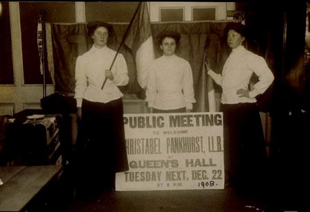 Charlotte Marsh, Dorothy Radcliffe and Elsa Gye on 22 December 1908 ready to welcome Christabel Pankhurst as she left prison