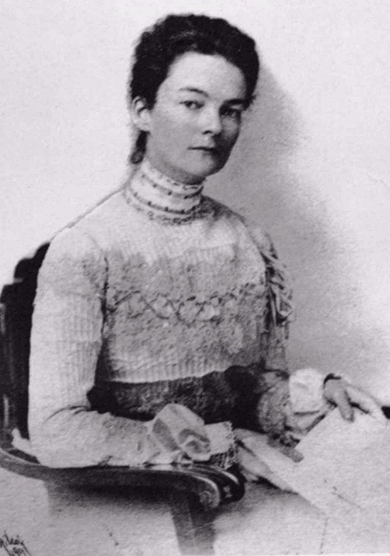 Annie Montague Alexander.jpg