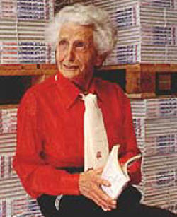 Phyllis Isobella Pearsall MBE.jpg