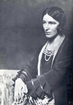 3 April 1894 – 31 May 1986: Dora Russell: "Strictly speaking, no person who  believes that wars between classes and nations are in… | Dora black, Dora,  Working woman