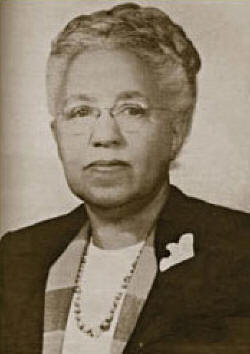 Photo of Edna Meade Colson.jpg